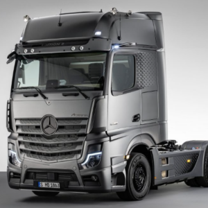 Mercedes-Benz Trucks añade dos nuevos modelos a su gama Actros